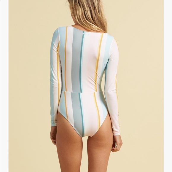 Billabong ☀️ Salty Blonde Feelin Salty One Piece - Picture 8 of 13